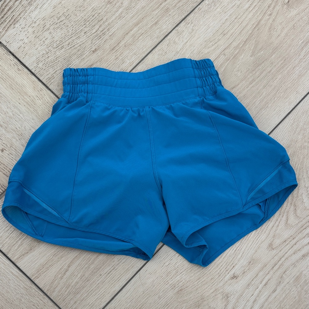 Lululemon Teal Blue HR Hotty Hot 2.5” Shorts